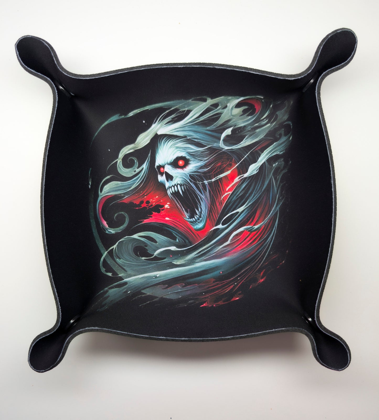 Screaming Vampire Wraith Dice Tray